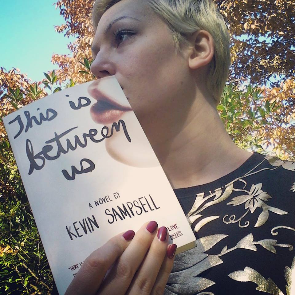 Holly from Tin House and the TIBU lips, out in nature!